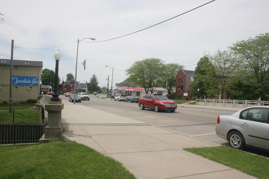 Fountain Inn Van Wert Екстериор снимка