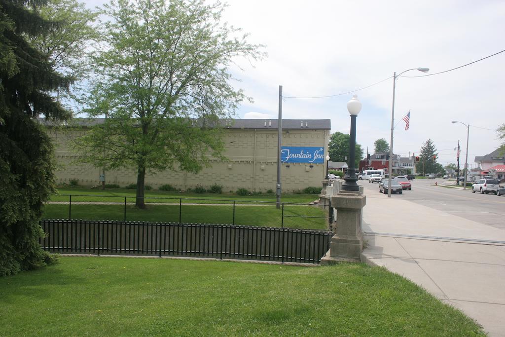Fountain Inn Van Wert Екстериор снимка